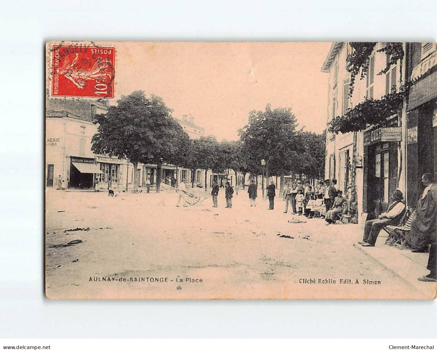 AULNAY SAINTONGE : La Place - état - Aulnay