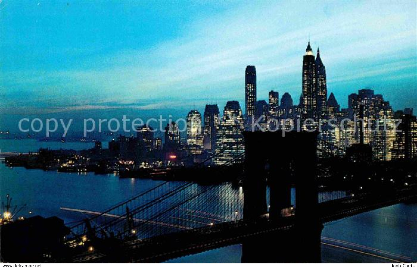 72646531 Manhattan_New_York Nightfall In Lower Manhattan Brooklyn Bridge - Autres & Non Classés