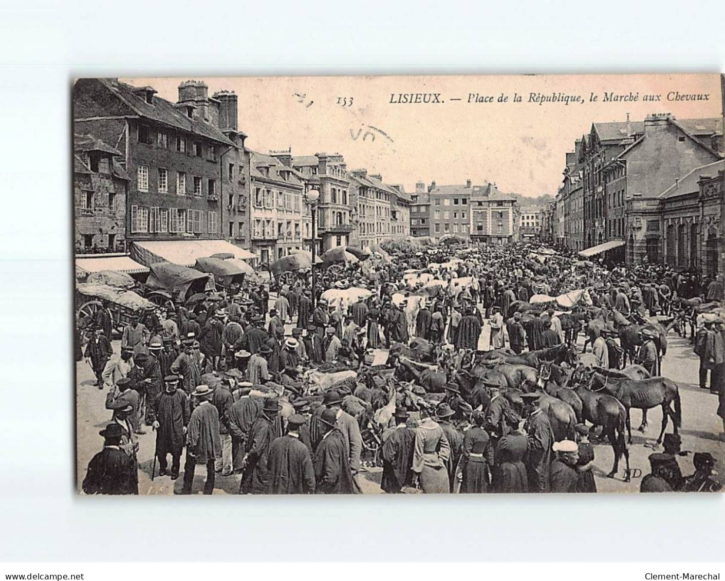 LISIEUX : Place De La République, Le Marché Aux Chevaux - Très Bon état - Lisieux