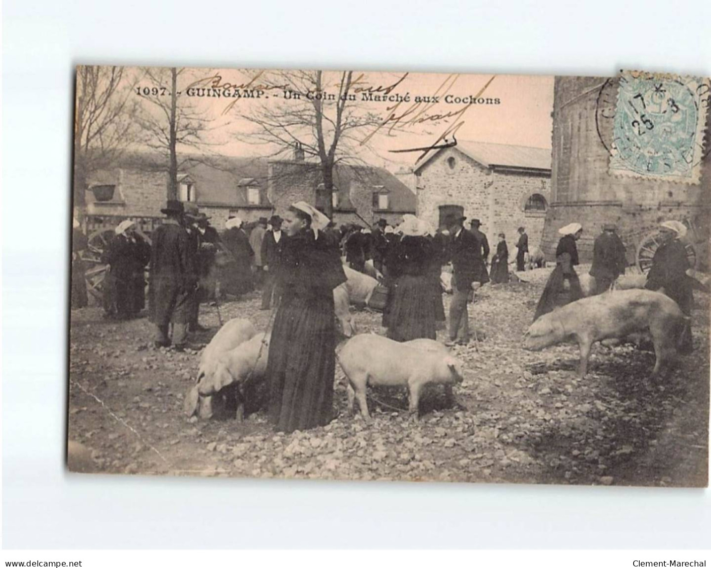 GUINGAMP : Un Coin Du Marché Aux Cochons - état - Guingamp