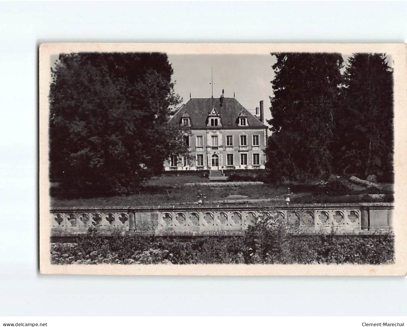 LA BAZOCHE GOUET :Château Des Linières - Très Bon état - Autres & Non Classés