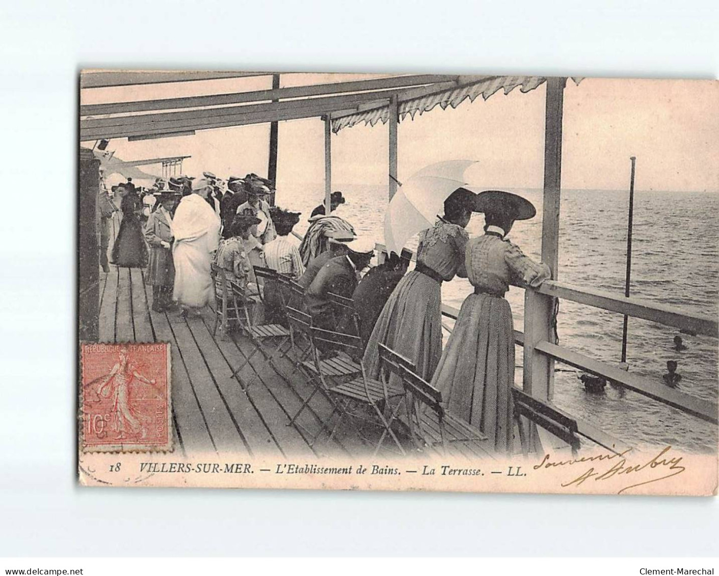 VILLERS SUR MER : L'Etablissement De Bain, La Terrasse - état ( Partiellement Décollée ) - Villers Sur Mer