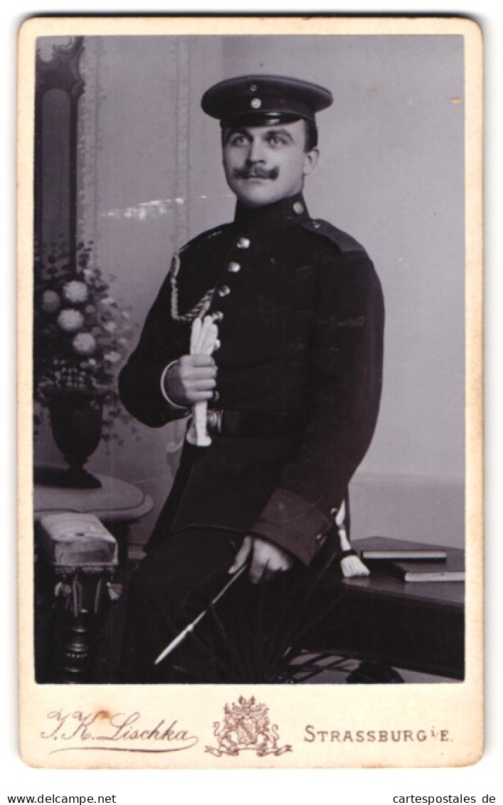 Photo J.K. Lischka, Strassburg I/E., Portrait De Soldat Avec Schützenschnur An Der Uniform  - Anonieme Personen