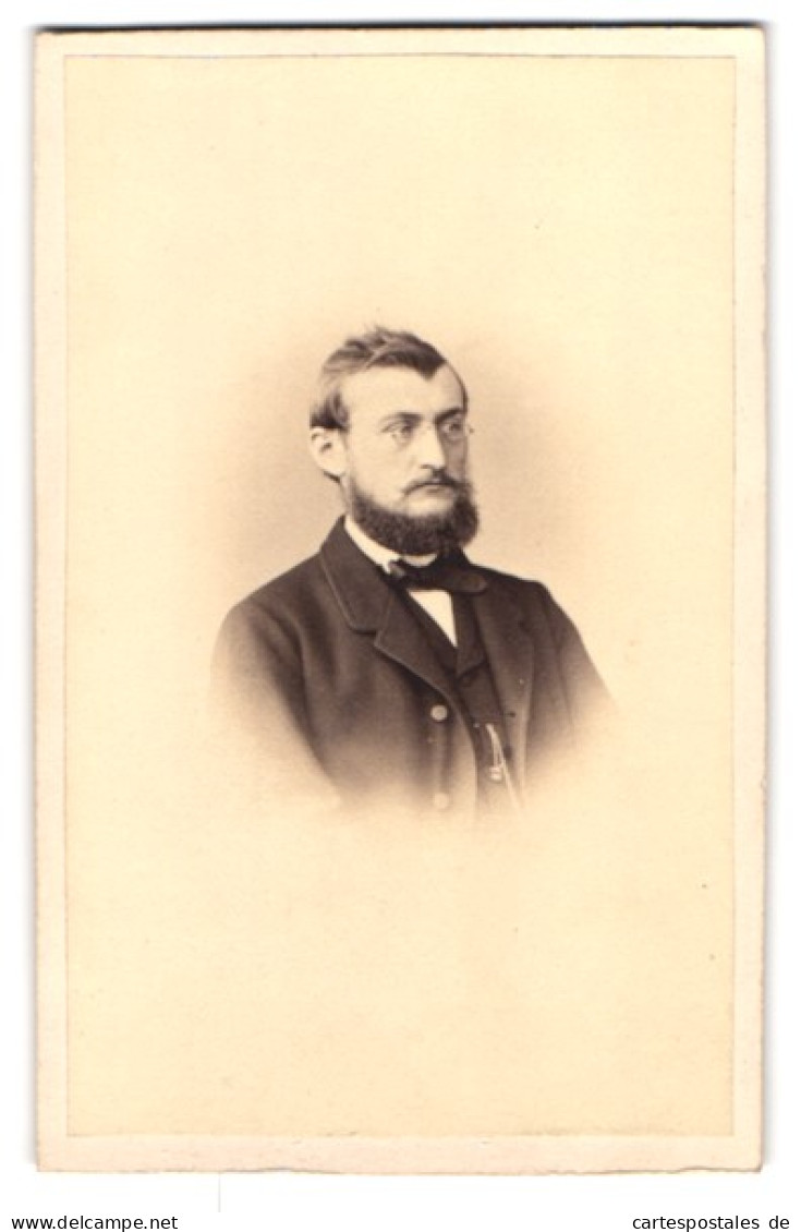 Fotografie Ernst Lomberg, Langenberg, Portrait Herr Mit Zwicker Und Vollbart  - Anonieme Personen