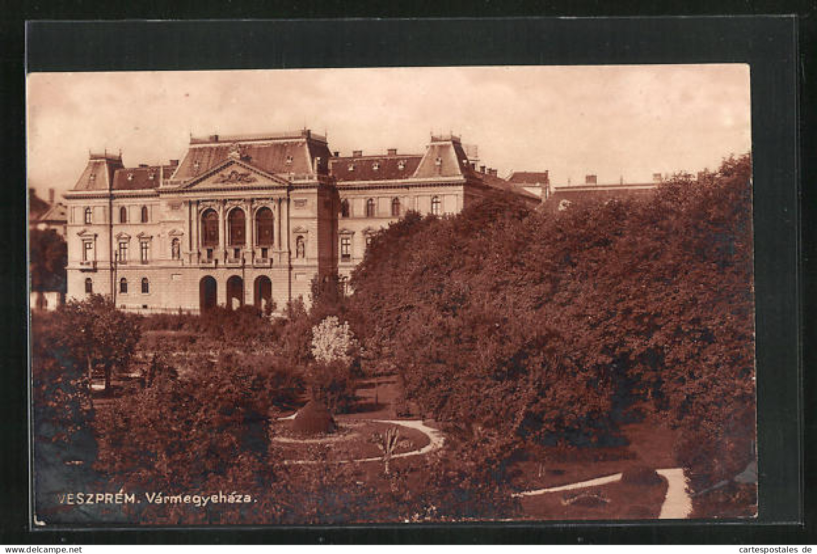 AK Veszprém, Vármegyehaza  - Hungary