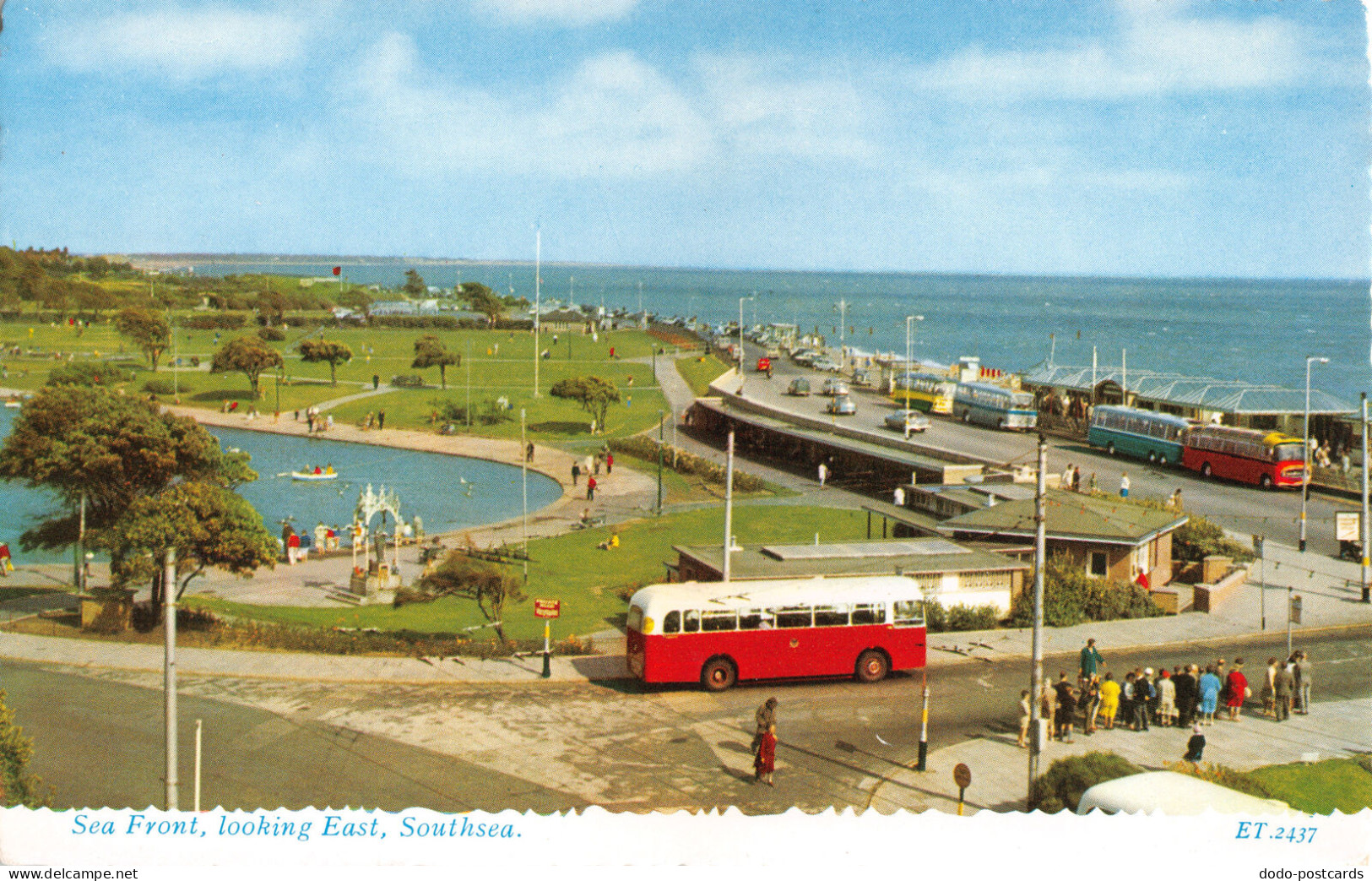 R295349 Sea Front. Looking East. Southsea. No. 2437. Valentine - Monde