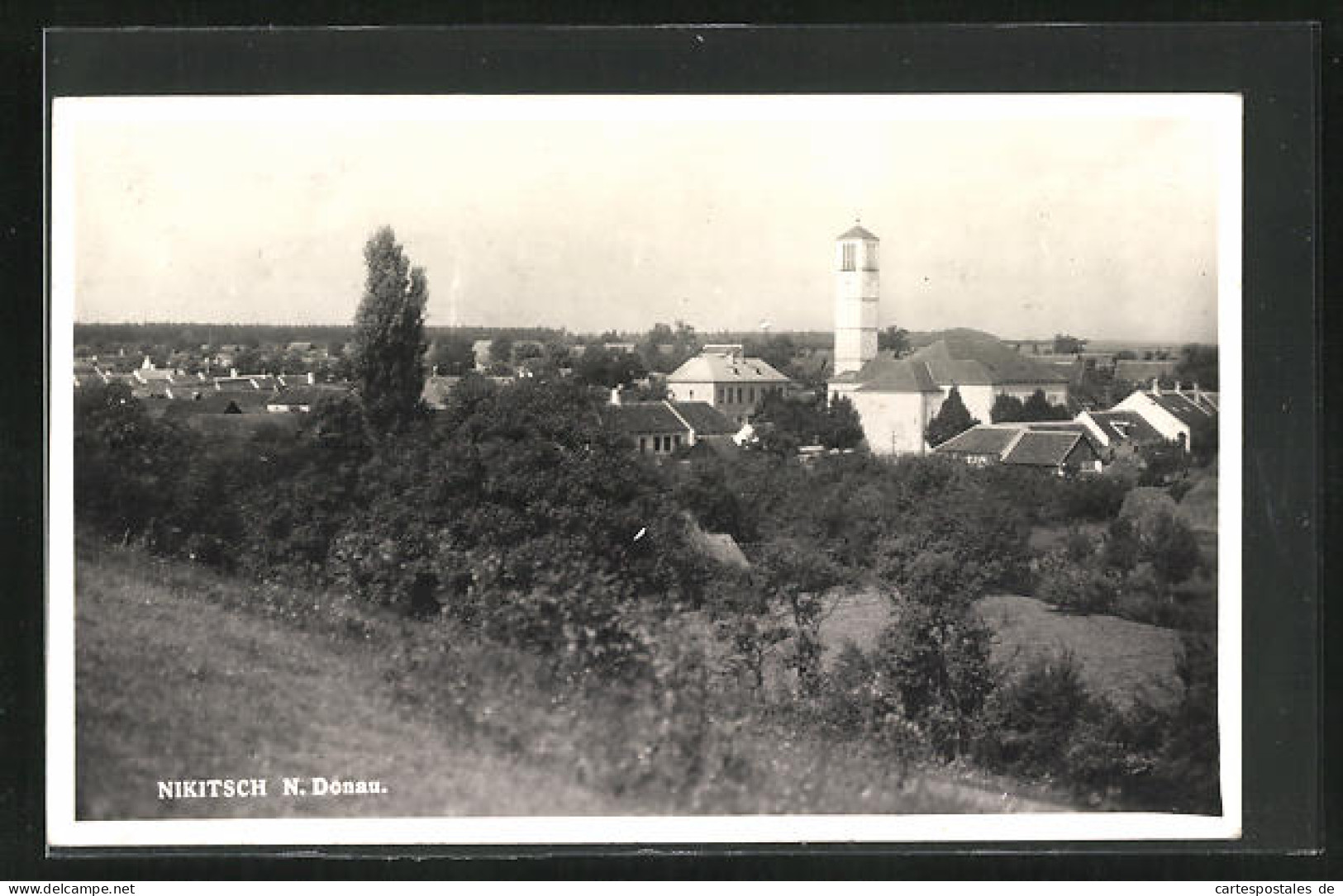 AK Nikitsch /N. Donau, Blick über Die Dächer, Kirche  - Altri & Non Classificati