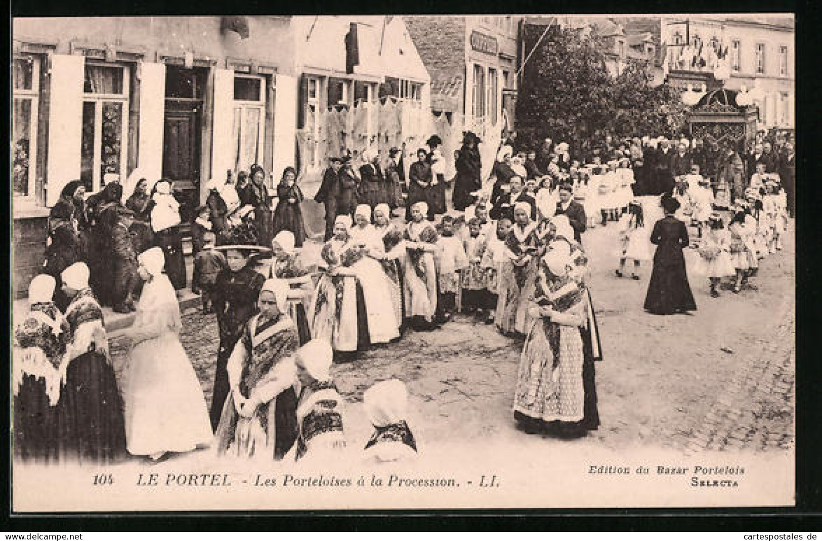 CPA Le Portel, Les Porteloises à La Procession  - Le Portel