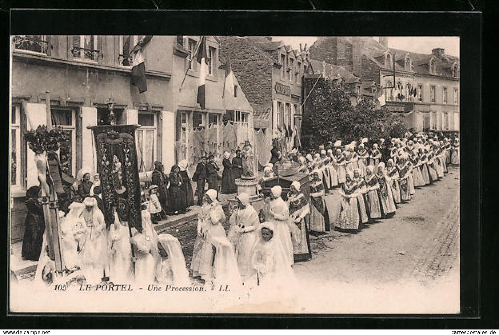 CPA Le Portel, Une Procession  - Le Portel