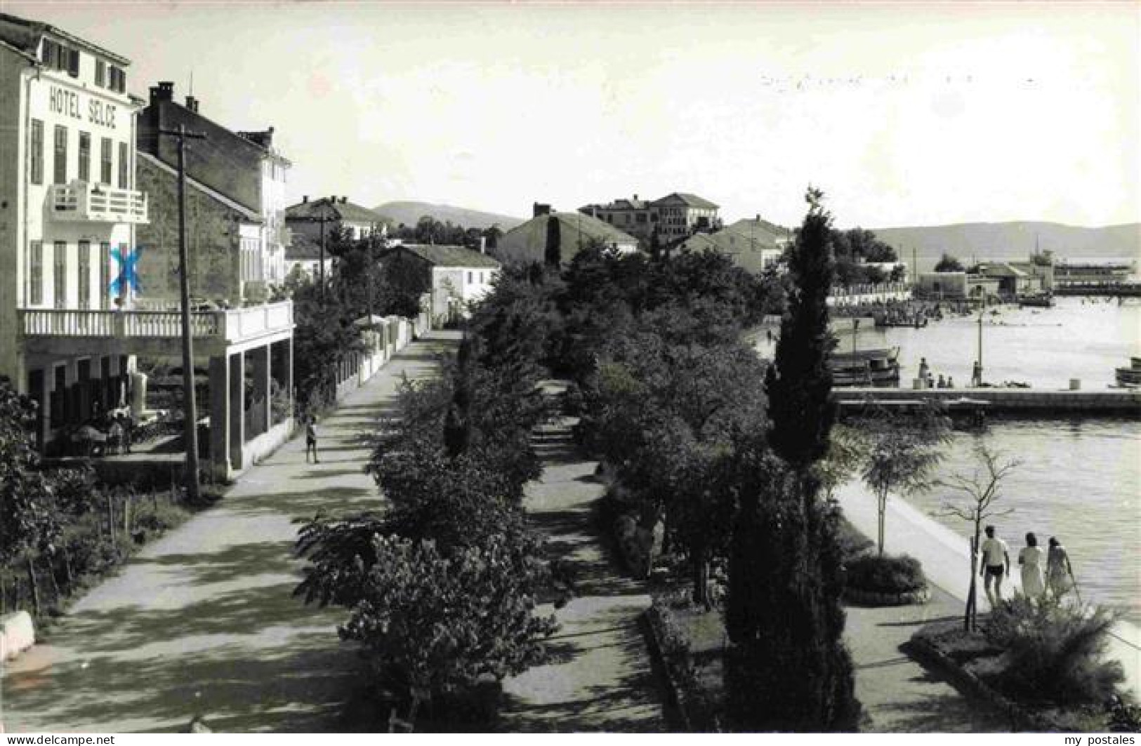 73975938 SELCE_CRIKVENICA_Croatia Uferpromenade - Croatie