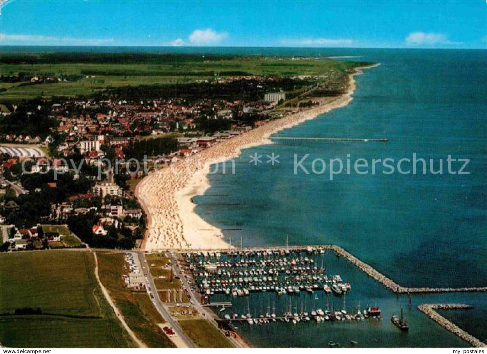 72872685 Groemitz Ostseebad Fliegeraufnahme Mit Jachthafen Strand Brenkenhagen - Groemitz