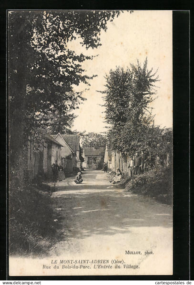 CPA Le Mont-Saint-Adrien, Rue Du Bois-du-Parc, L`Entrée Du Village  - Other & Unclassified