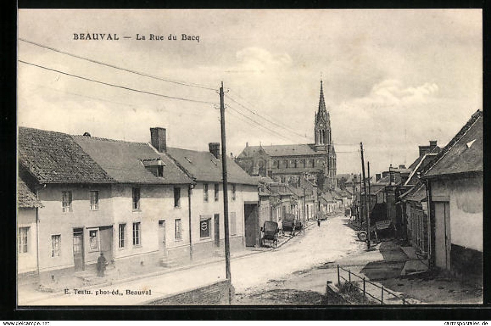 CPA Beauval, La Rue Du Bacq, Vue De La Rue  - Beauval