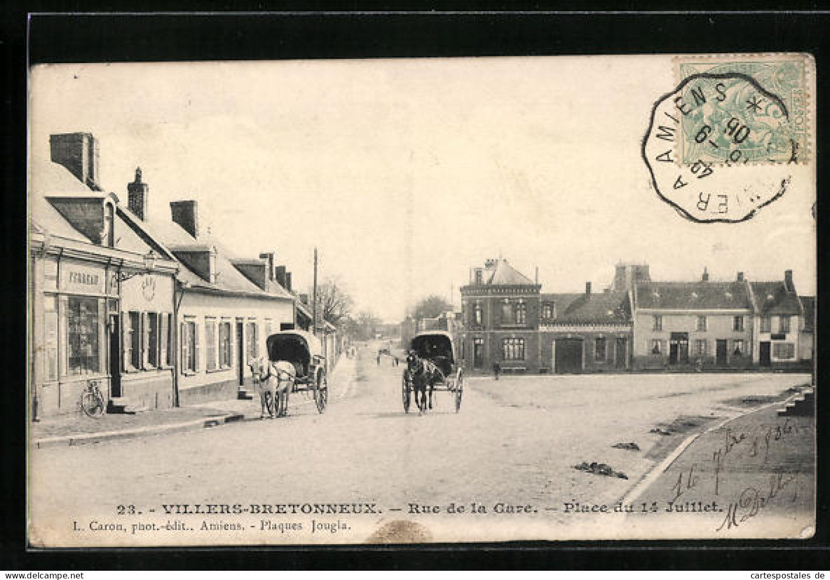 CPA Villers-Bretonneux, Rue De La Gare, Place Du 14 Juillet  - Villers Bretonneux