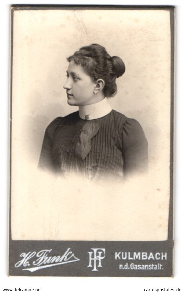 Fotografie Hans Funk, Kulmbach, Junge Dame Mit Hochsteckfrisur  - Anonymous Persons