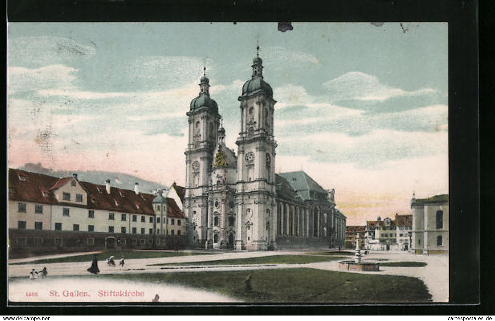 AK St. Gallen, Stiftskirche Mit Brunnen  - Sankt Gallen