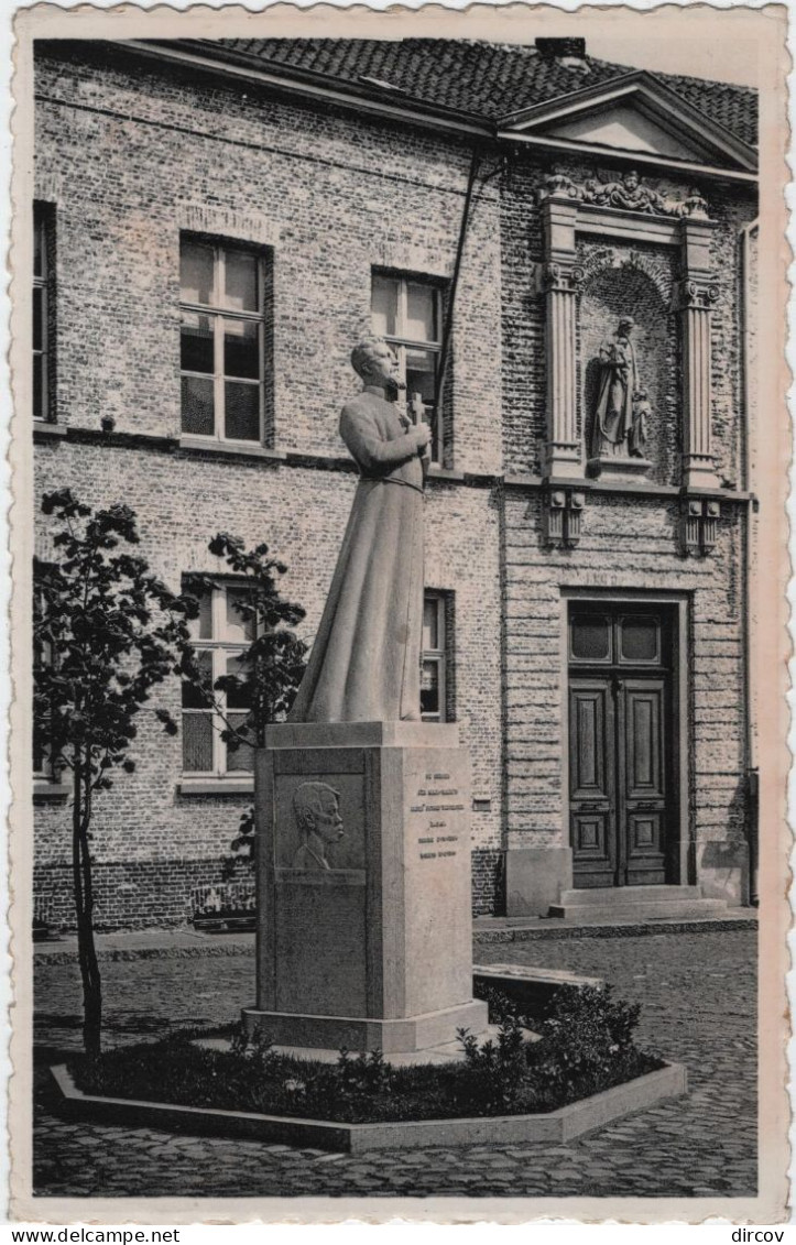 Hamme - Standbeeld Pater Vertenten (Marien) (gelopen Kaart Met Zegel) - Hamme