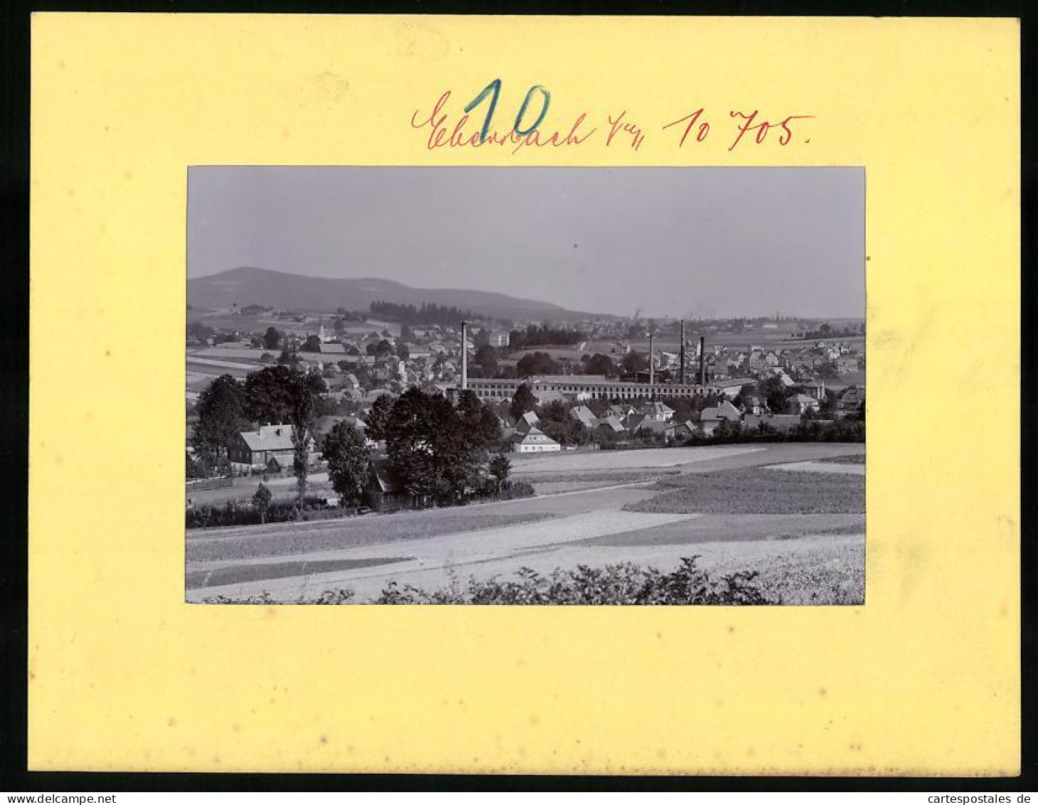 Fotografie Brück & Sohn Meissen, Ansicht Ebersbach / Oberlausitz, Ortsansicht Mit Der Fabrik Wünsche`s Erben  - Plaatsen