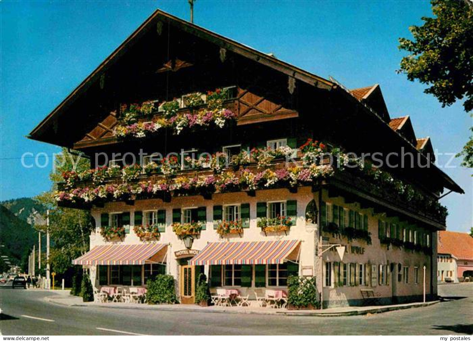 72862349 Oberammergau Hotel Wolf Blumenschmuck Oberammergau - Oberammergau
