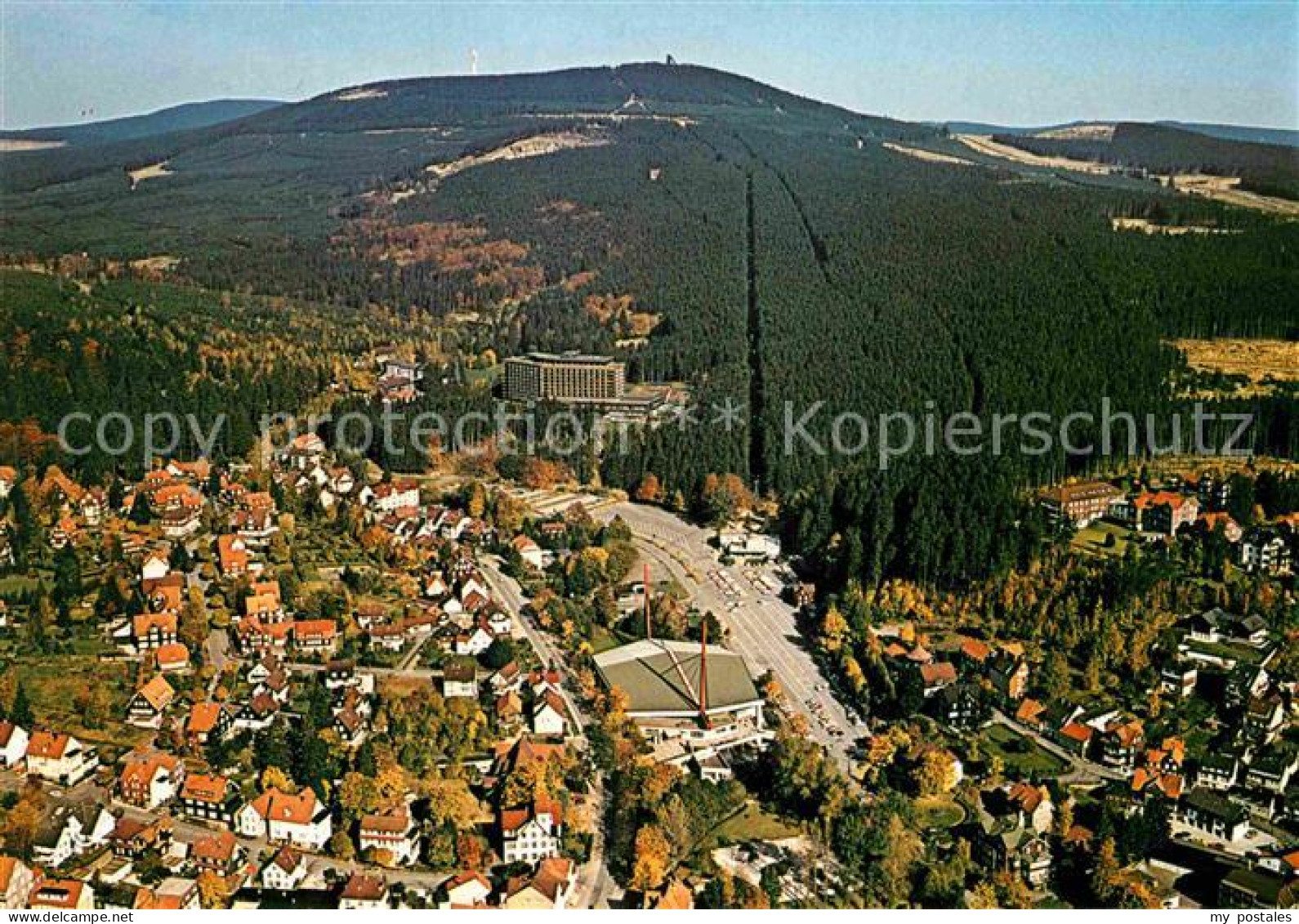 72862304 Braunlage Mit Eisstadion Seilbahn Hotel Maritim Und Wurmberg Fliegerauf - Other & Unclassified