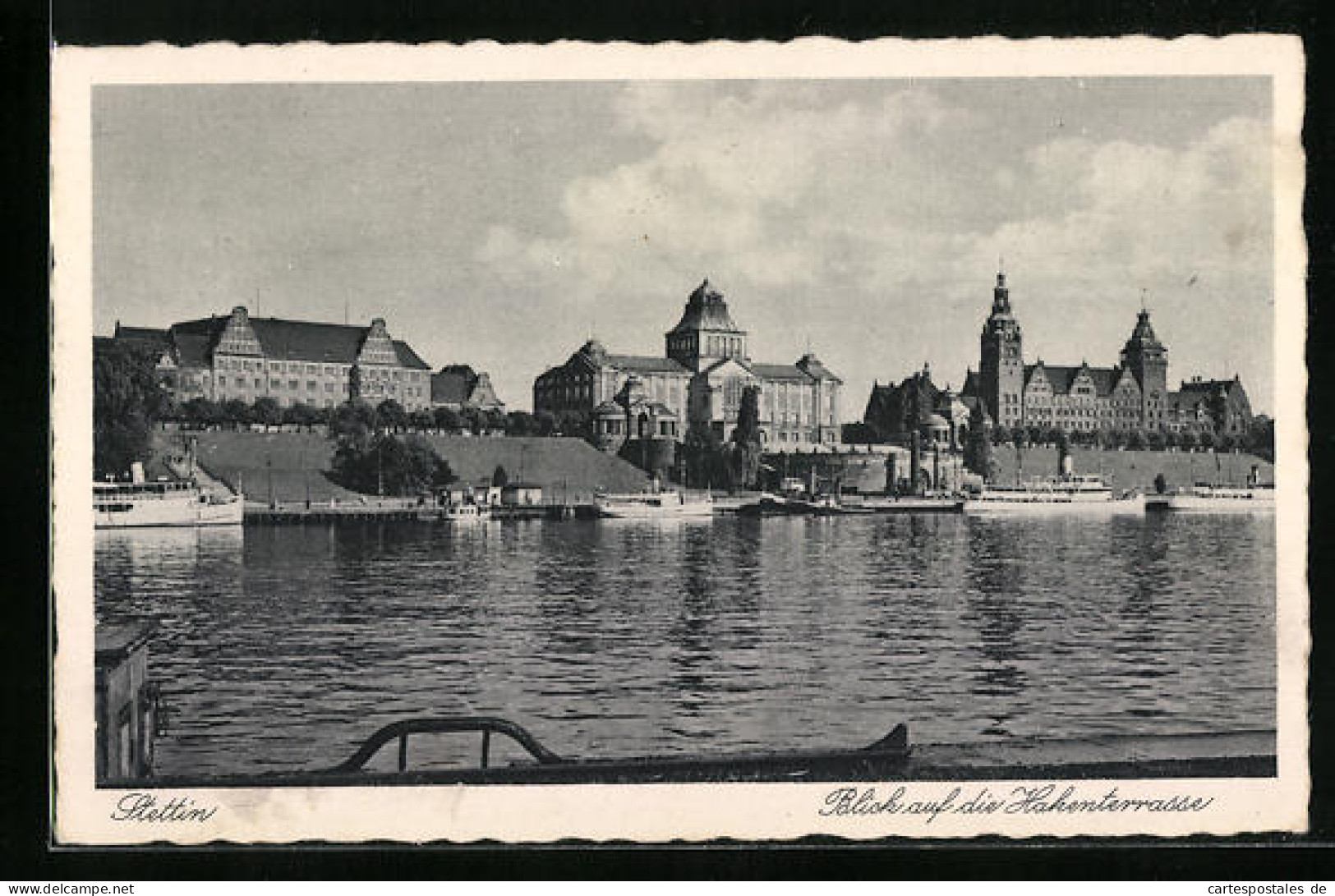 AK Stettin, Blick Auf Die Hakenterrasse Mit Schiffen  - Pommern