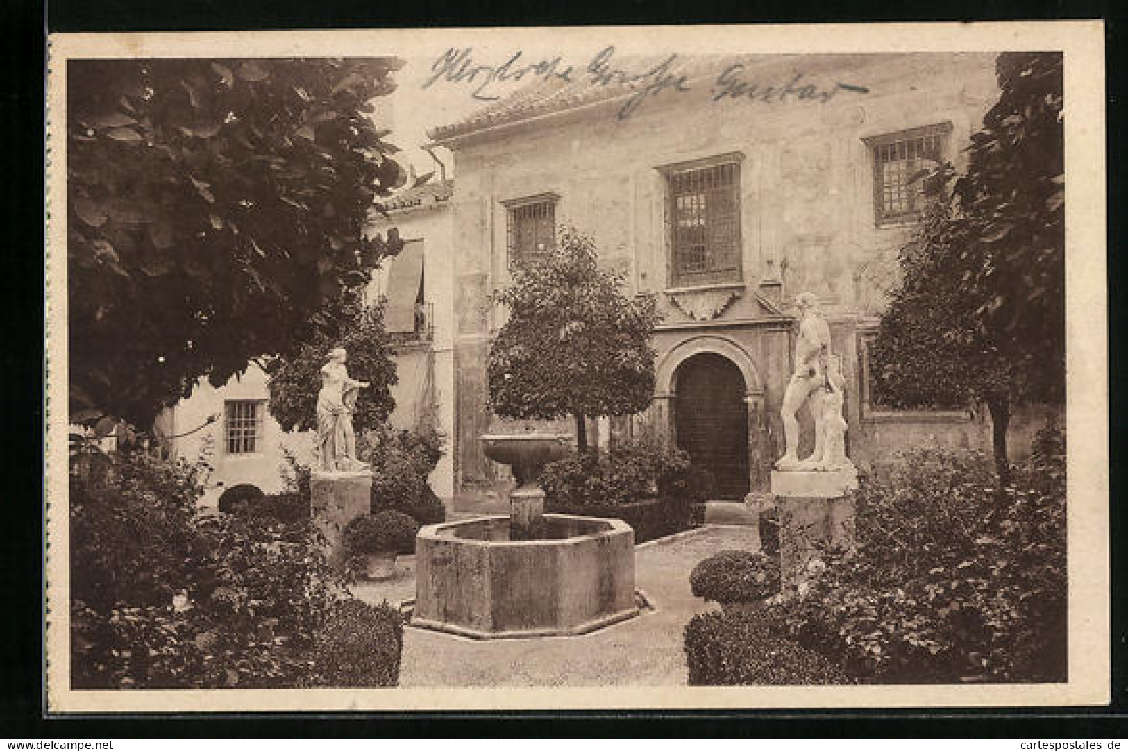 Postal Cordoba, Bellisimo Patio De Entrada Al Museo Provincial  - Córdoba