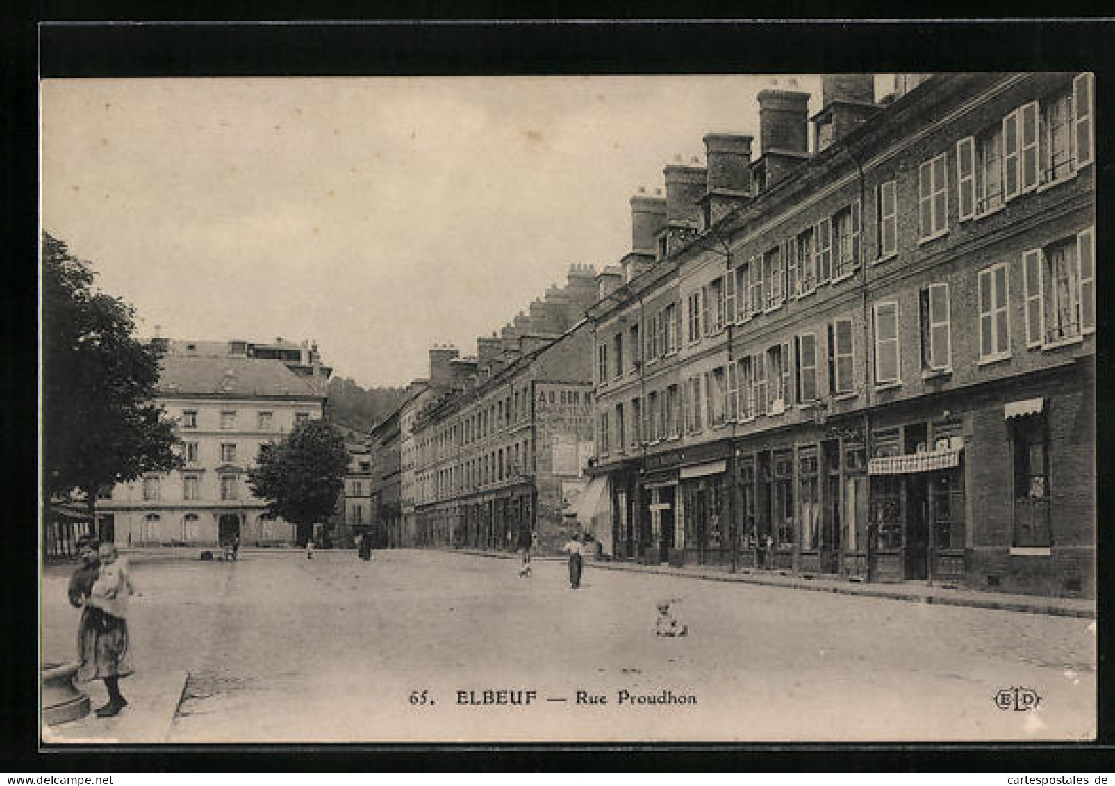 CPA Elbeuf, Rue Proudhon, Vue De La Rue  - Elbeuf