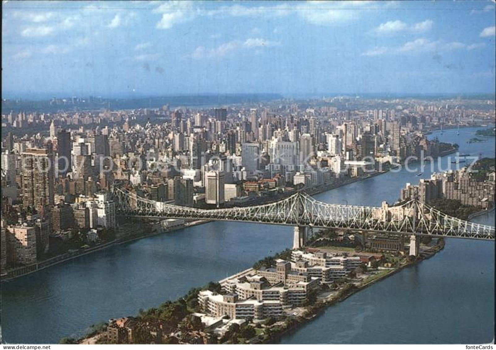 72592136 New_York_City Aerial View Eastside Skyline Queensboro Bridge And Roosev - Sonstige & Ohne Zuordnung