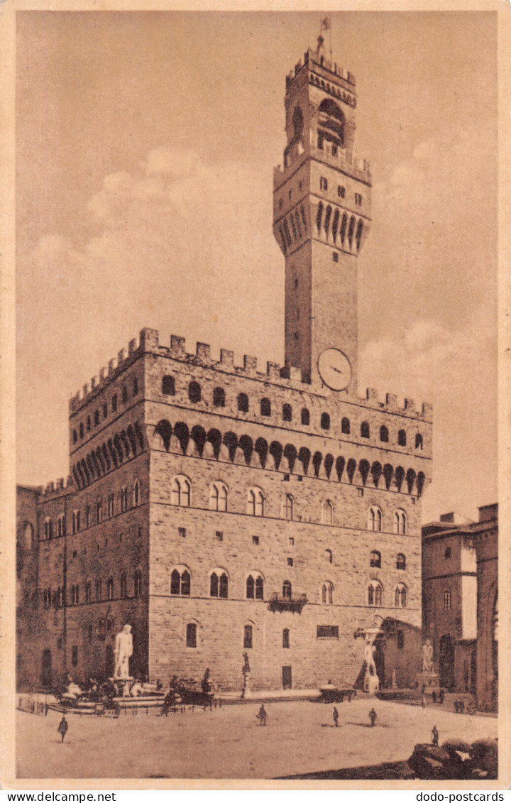 R299959 Firenze. Palazzo Vecchio E Piazza Della Signoria. Gino Giusti. Nova LVX - Wereld