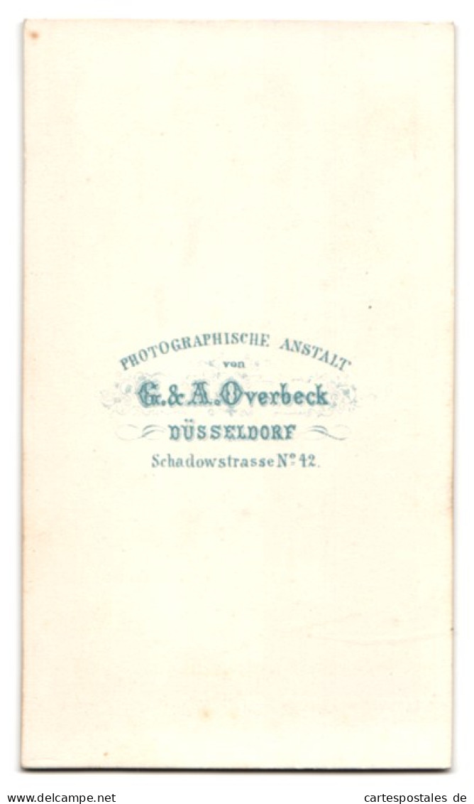 Fotografie G. & A. Overbeck, Düsseldorf, Portrait Herr Alexander Von Heister Im Tweed Anzug Mit Vollbart  - Beroemde Personen
