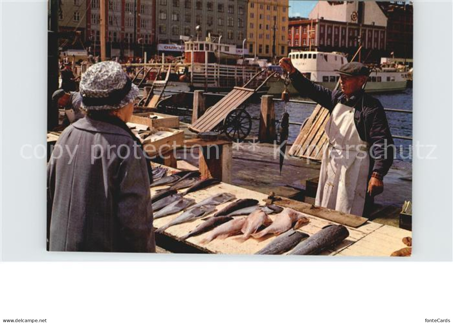 72582155 Bergen Norwegen Fishmarket Fischmarkt Norwegen - Norvège