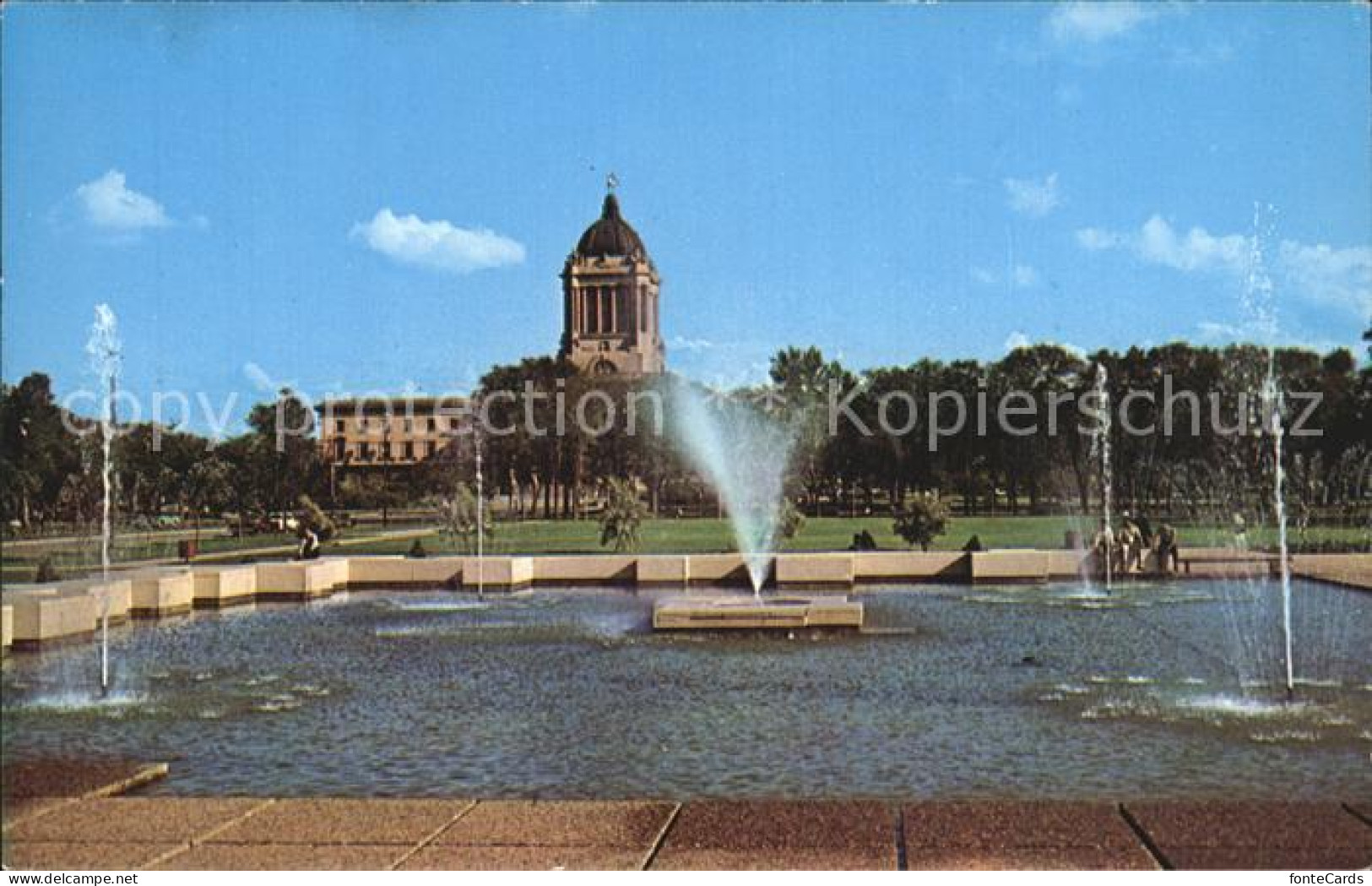72519949 Winnipeg Hydro Fountain Memorial Park Winnipeg - Unclassified