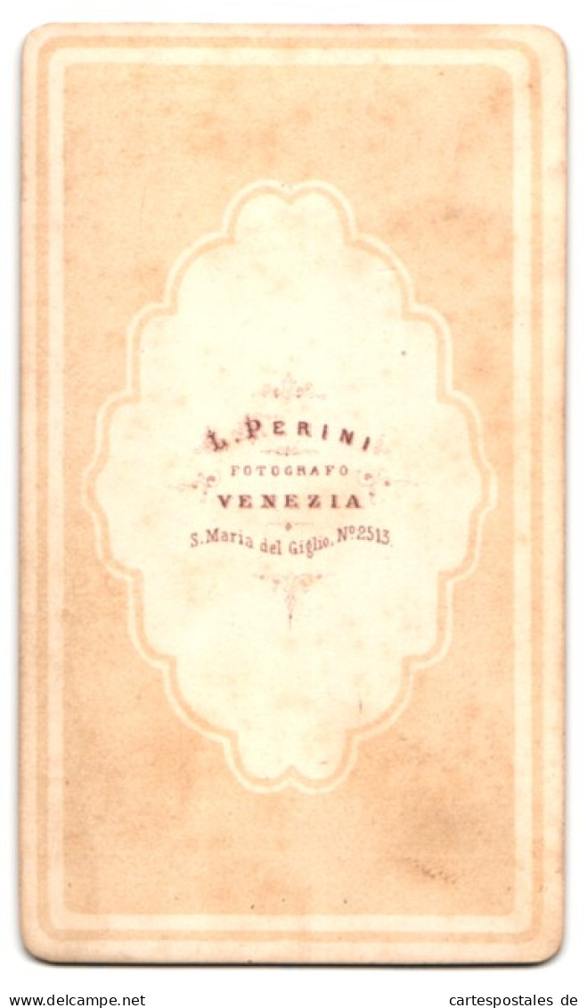 Foto L. Perini, Venezia, Graf Victor Odescalchi Und Gräfin Ninette Odescalchi Geb. D`Orsay, Arm In Arm  - Berühmtheiten