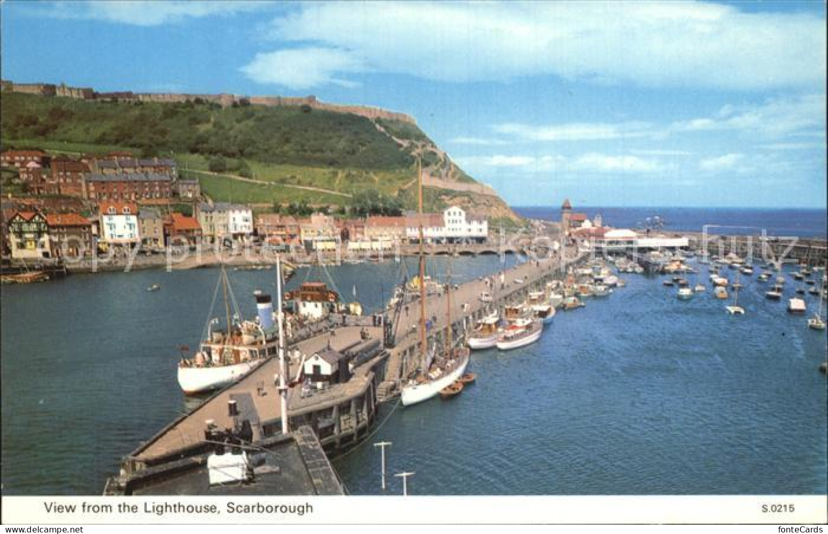 72515871 Scarborough UK View From The Lighthouse Scarborough UK - Andere & Zonder Classificatie