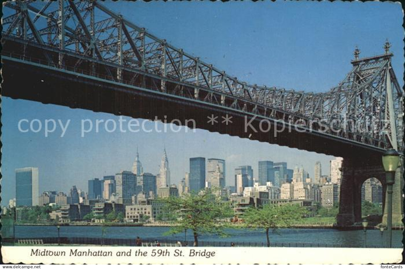 72505399 New_York_City Midtown Manhattan And The 59th Saint Bridge - Altri & Non Classificati