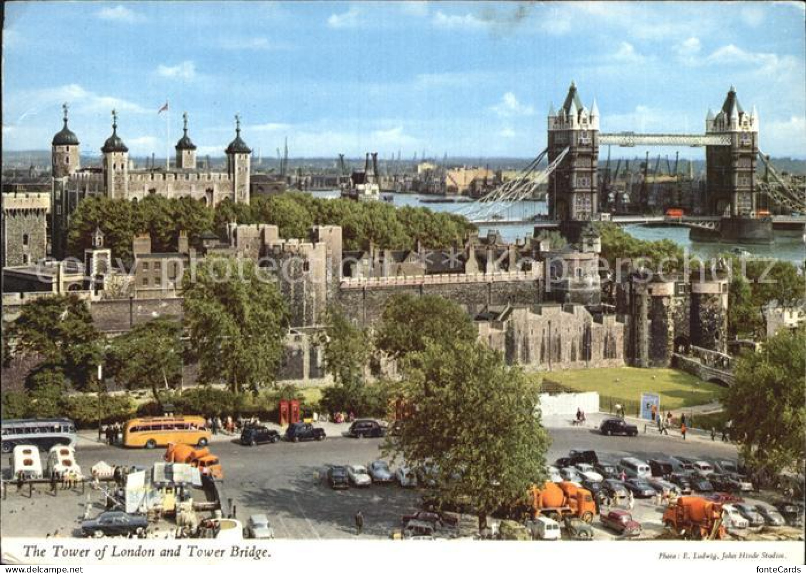 72497973 London Tower With Towerbridge - Autres & Non Classés