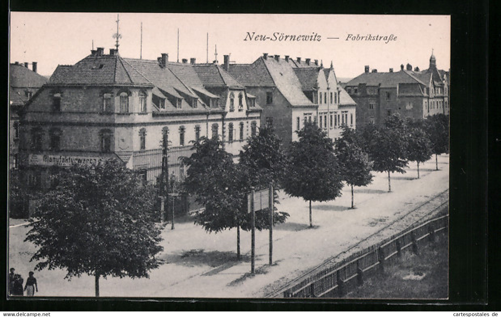 AK Neu-Sörnewitz, Fabrikstrasse Mit Manufakturwarengeschäft  - Autres & Non Classés