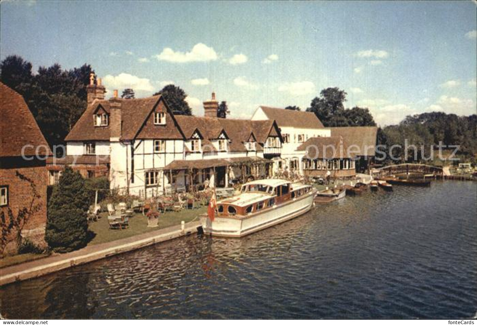 72488422 Streatley Swan Hotel  South Bedfordshire - Other & Unclassified