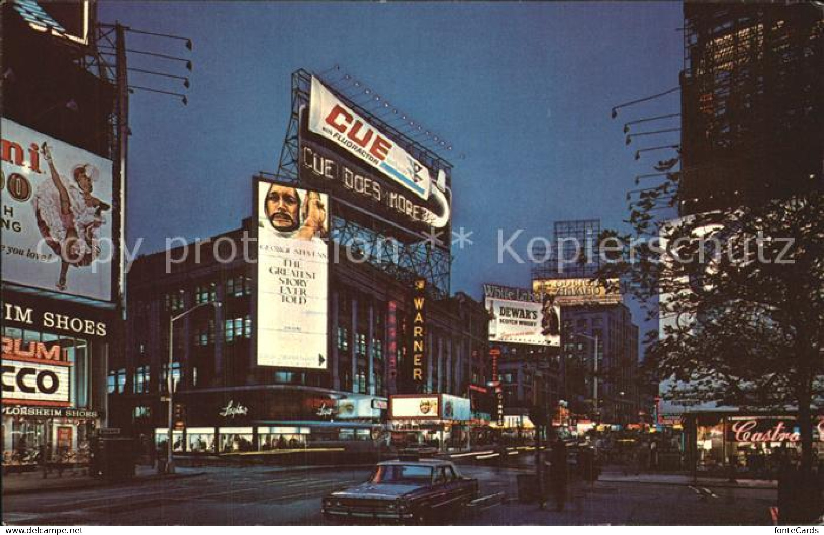 72486943 New_York_City Fabulous Times Square Cue Toothpaste Sign At Night - Altri & Non Classificati
