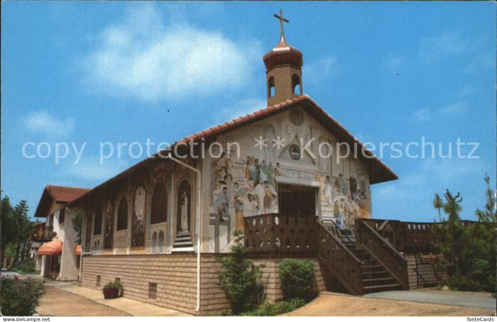 72486575 Huntington_Beach Old World Church - Sonstige & Ohne Zuordnung