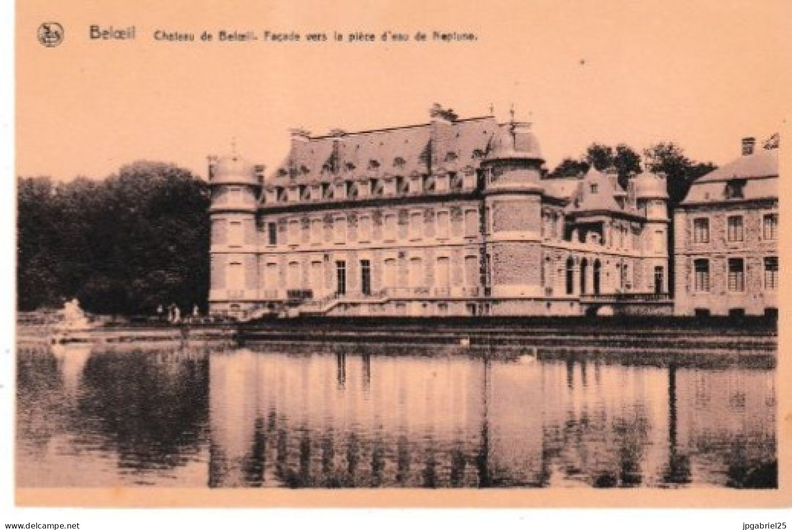 Beloeil  Chateau Facade Vers La Piece D Eau De Neptune - Belöil