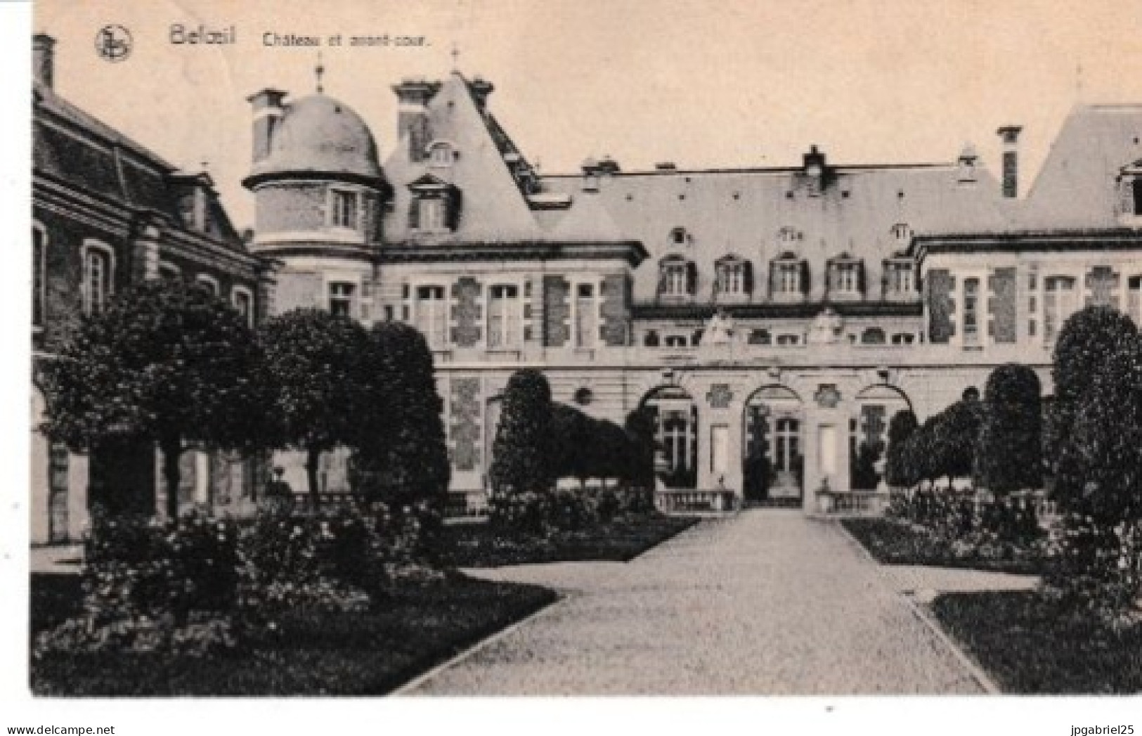 Beloeil  Chateau Et Avant Cour - Belöil