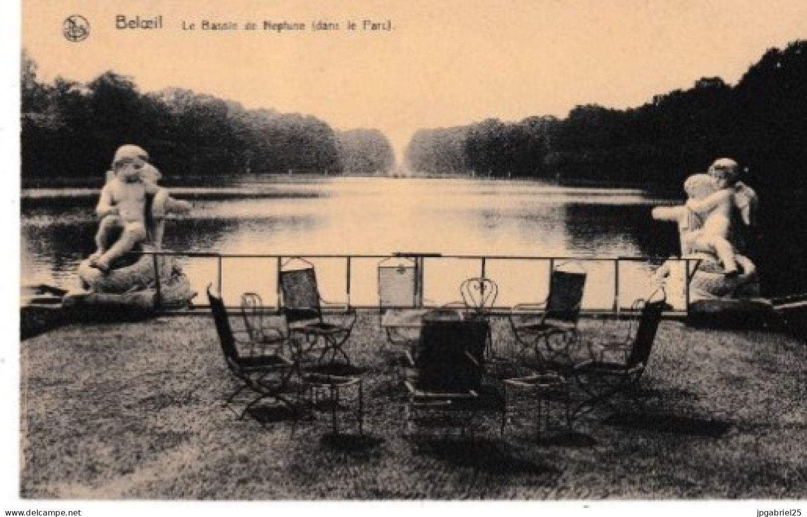 Beloeil  Le Bassin De Neptune (dans Le Parc) - Belöil