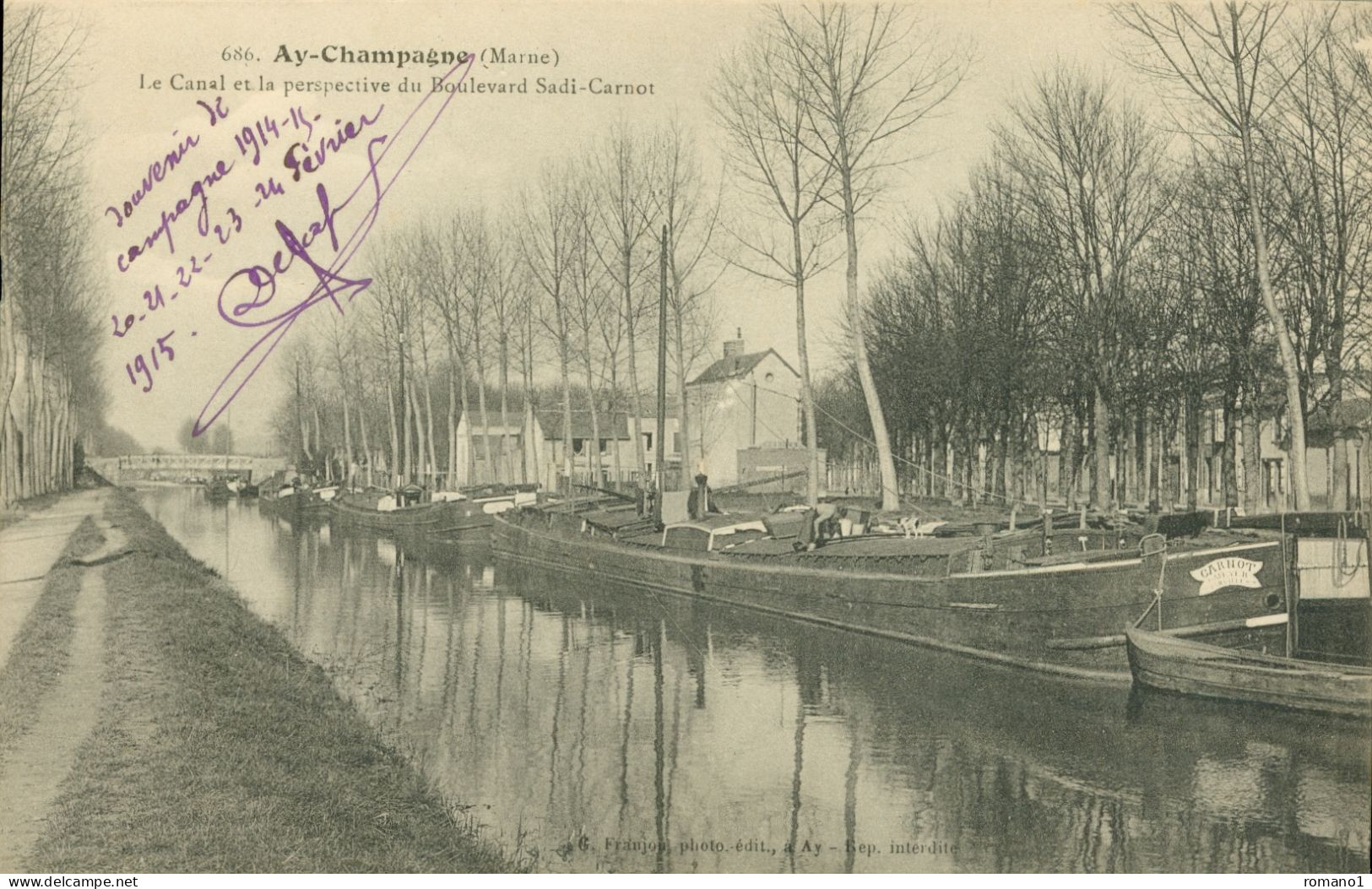 51)   AY En CHAMPAGNE  - Le Canal  Et La Perspective Du Boulevard Sadi Carnot  (  Péniche ) - Ay En Champagne