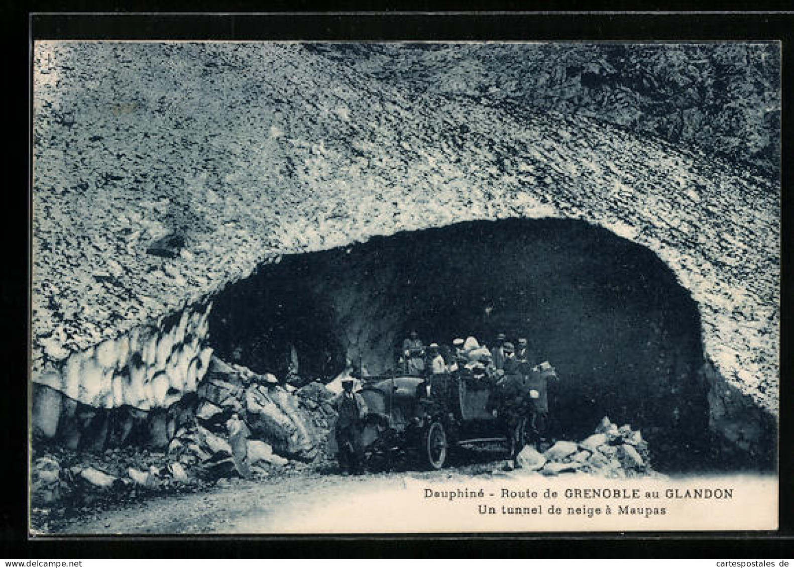 CPA Grenoble, Un Tunnel De Neige A Maupas Au Glandon  - Other & Unclassified