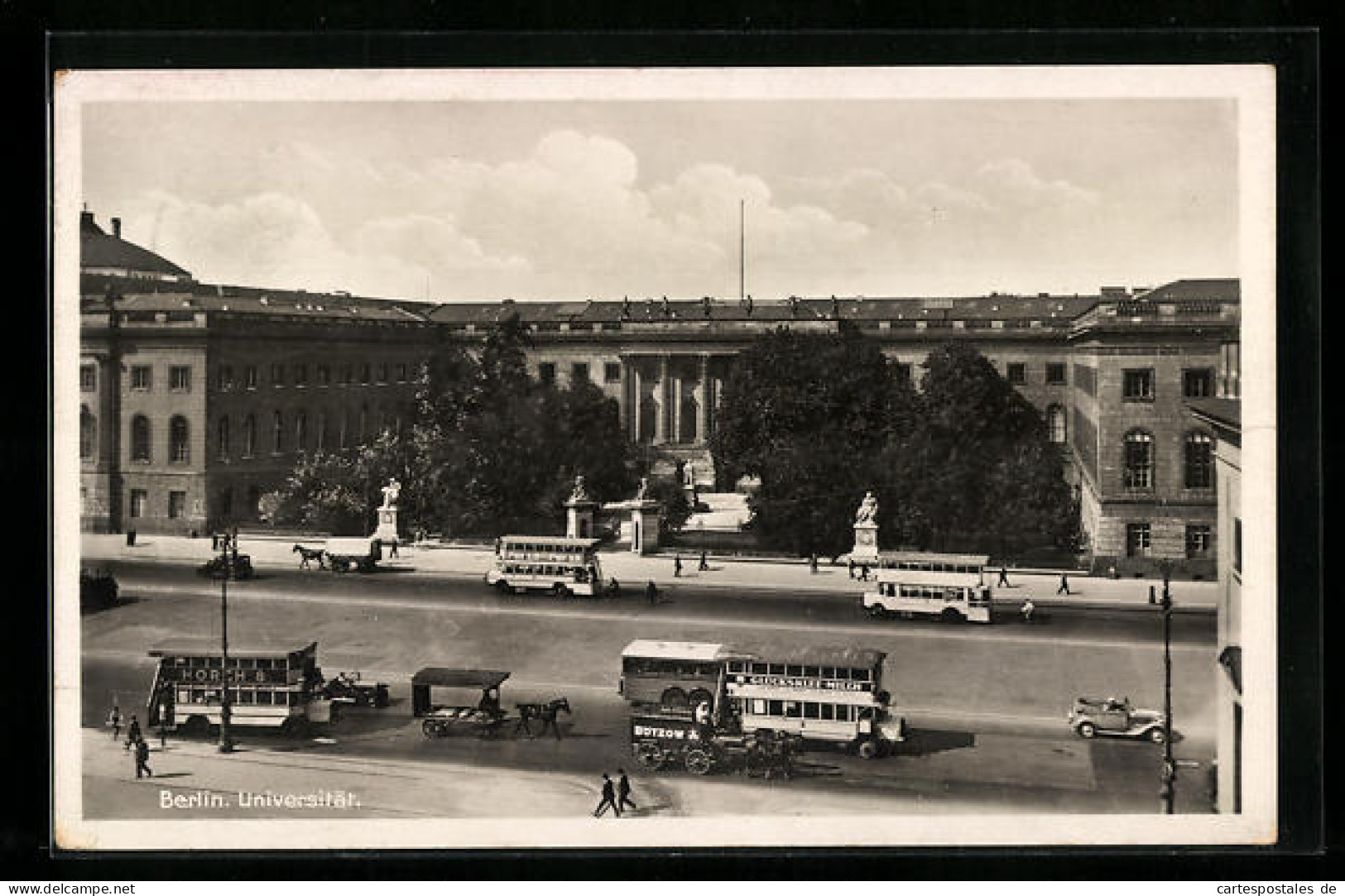 AK Berlin, Autobusse Vor Der Universität  - Mitte