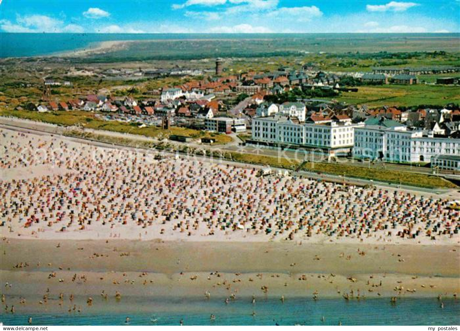 72859886 Borkum Nordseebad Fliegeraufnahme Mit Strand Westkaap Borkum - Borkum