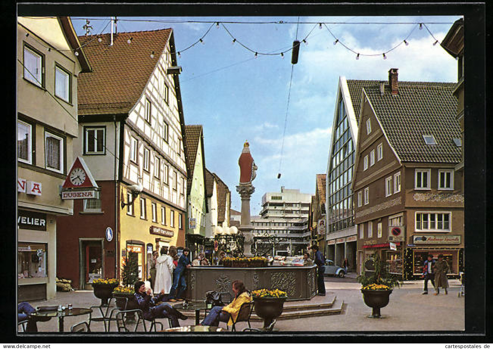 AK Aalen Im Ostalbkreis, Marktplatz Mit Blick Auf Das Neue Rathaus  - Aalen