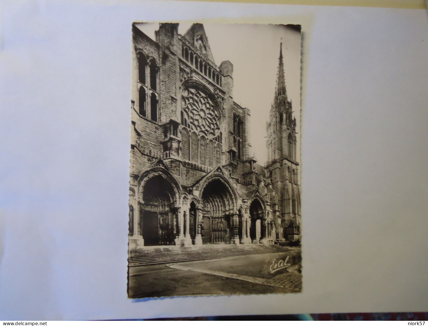 FRANCE   POSTCARDS  LA CATHEDRALE DE CHARTRES - Other & Unclassified