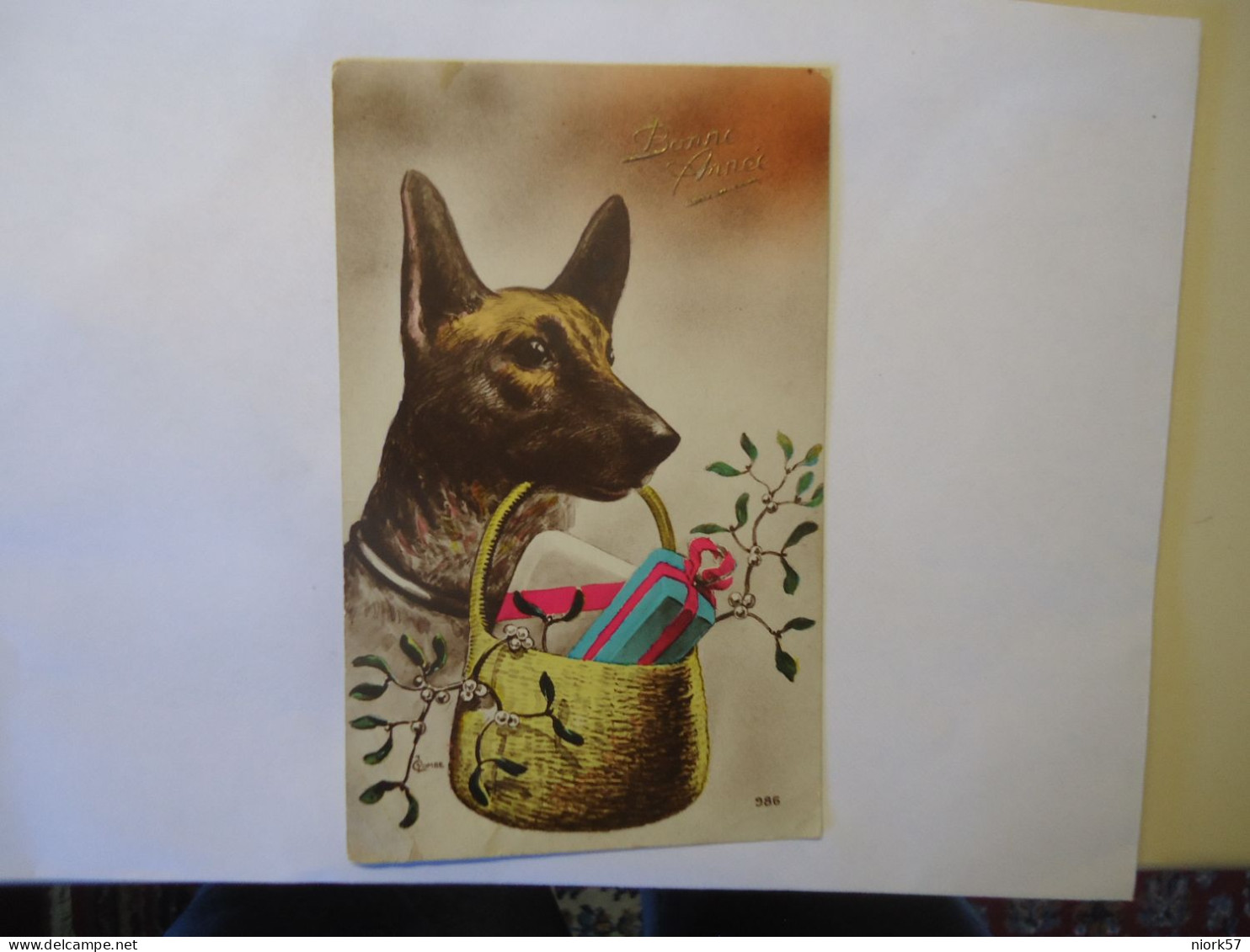 FRANCE   POSTCARDS DOGS WITH GIFT - Chiens